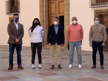 Presentación de jornada técnica de Handbol playa