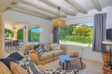 Salón comedor de una casa de alquiler para vacaciones en Jávea – Aguila Rent a Villa