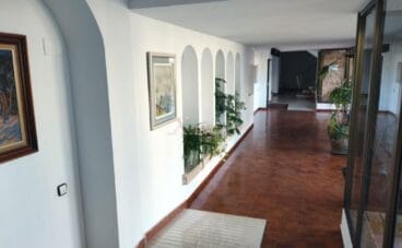 Amplios espacios de un apartamento en venta en Jávea – Xabiga Inmobiliaria
