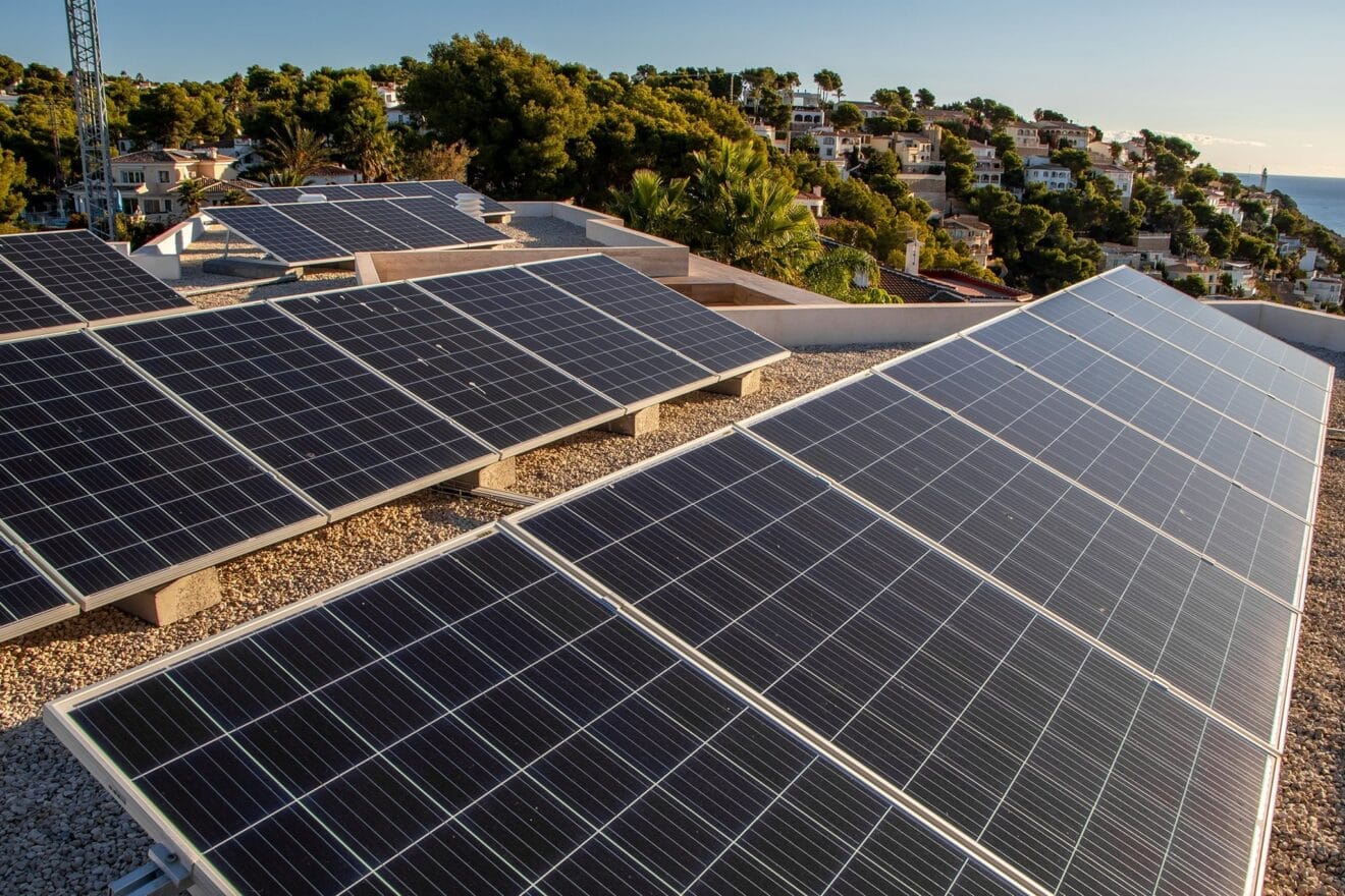 Instalación de placas solares en Jávea - SUN & PROJECTS