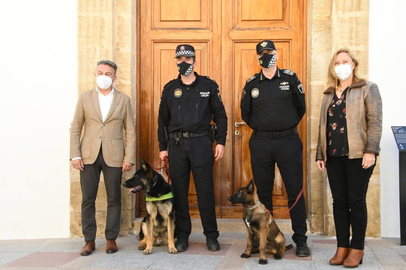 Unidad canina de la Policía de Xàbia