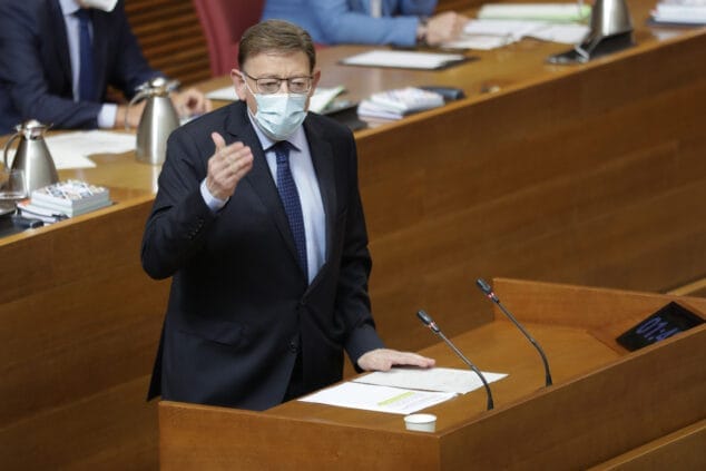Imagen: Ximo Puig en la sesión de control