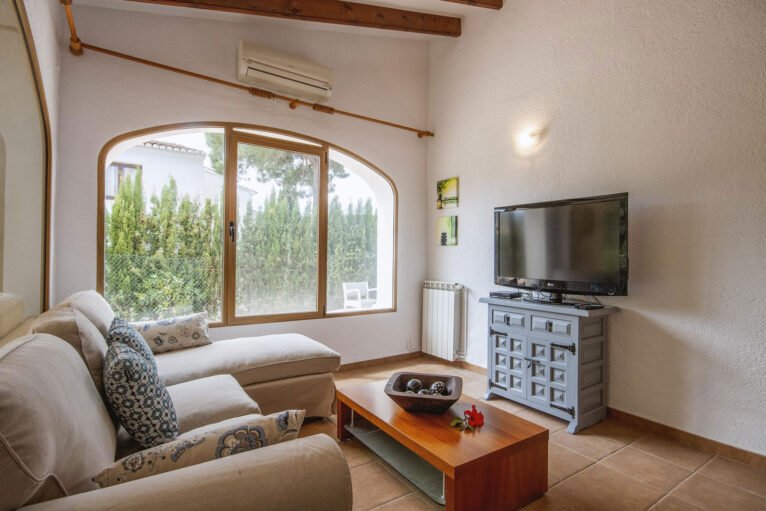 Zona de estar en una villa de vacaciones en Jávea - Aguila Rent a Villa