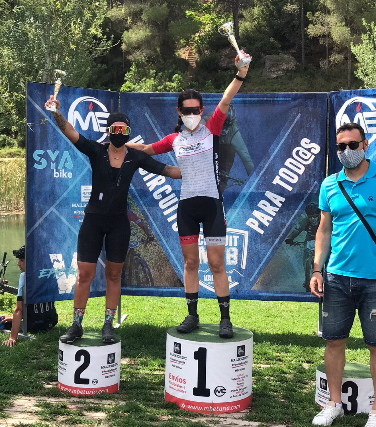 Ana Moreno en lo alto del podio