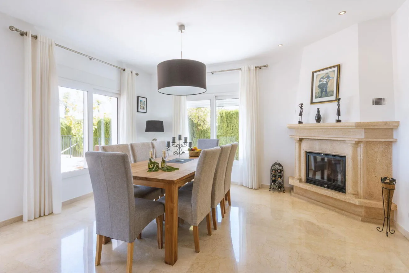 Comedor de una casa de vacaciones en Jávea - Aguila Rent a Villa