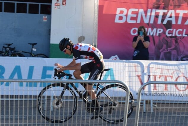 Imagen: Ciclista durante la cronoescalada