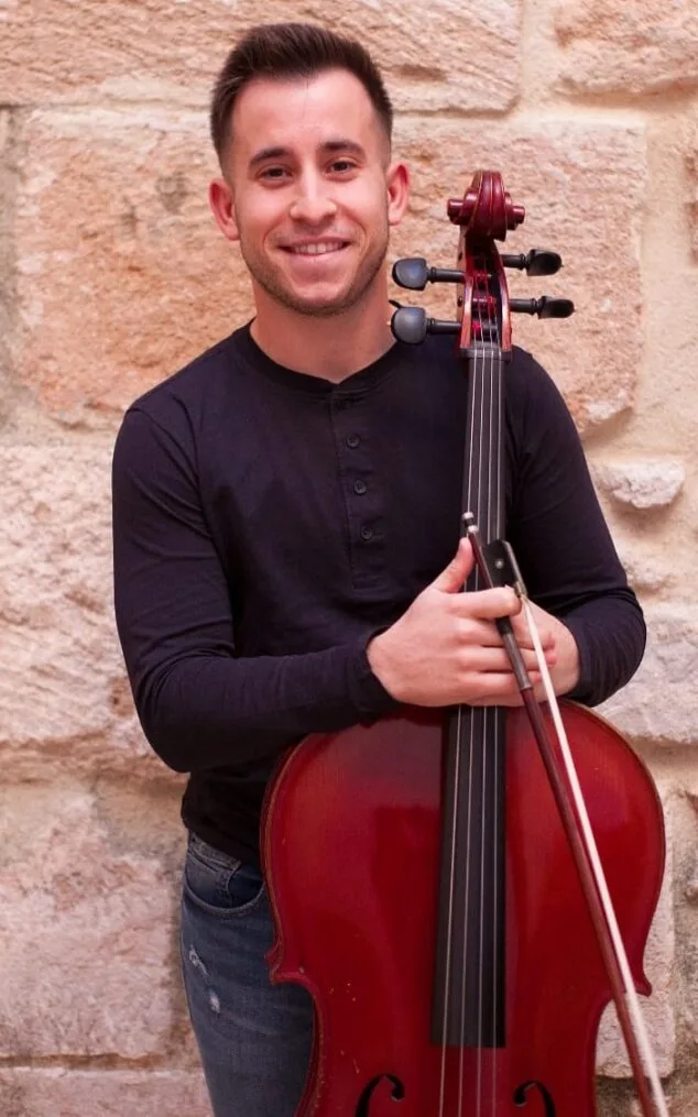 Imagen: Sergio Camarasa con su violonchelo