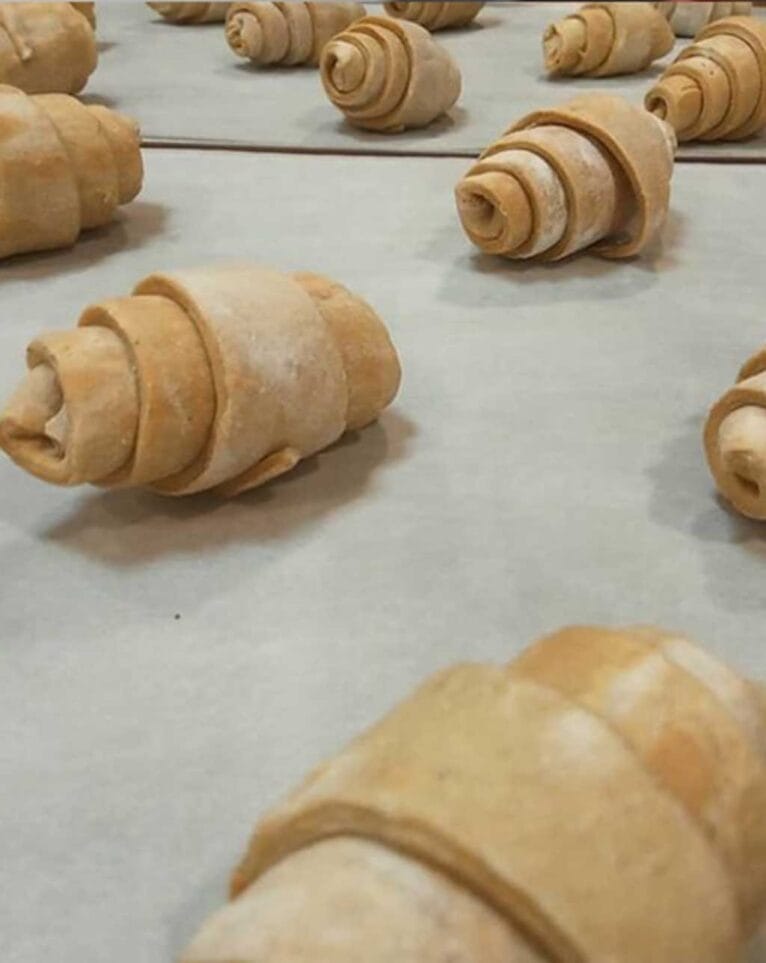 Croissants en Denia - Beekery