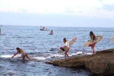Homenaje al surfista Óscar Serra en Xàbia