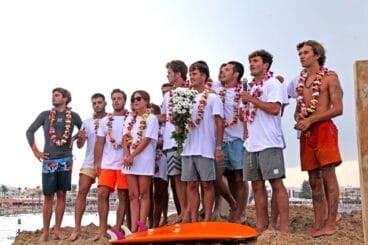 Homenaje al surfista Óscar Serra en Xàbia