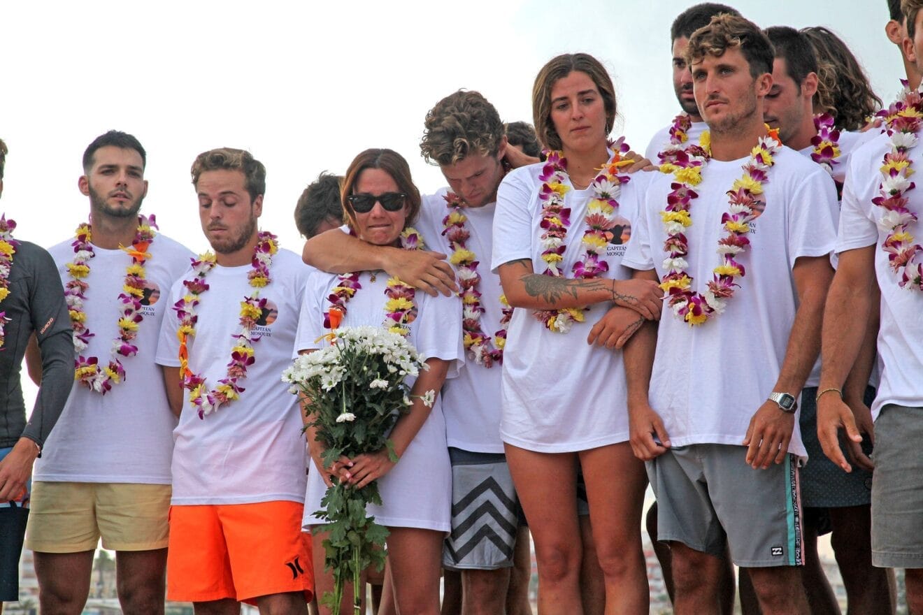 Homenaje al surfista Óscar Serra en Xàbia