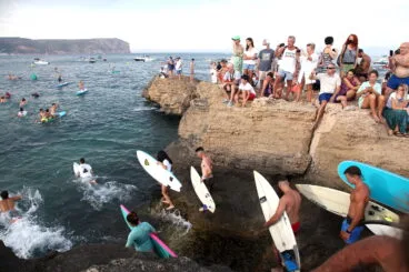 Homenaje al surfista Óscar Serra en Xàbia