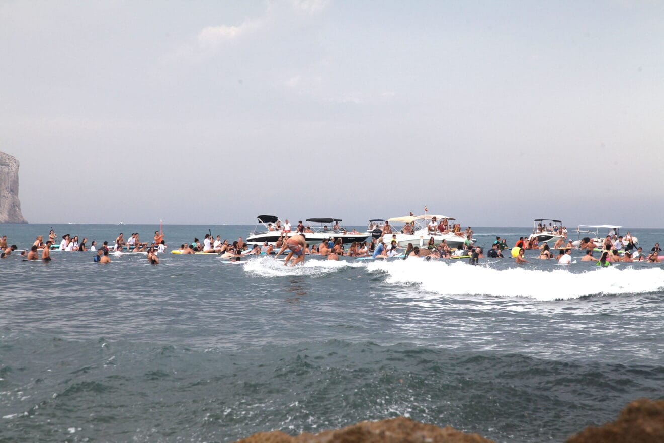 Homenaje al surfista Óscar Serra en Xàbia