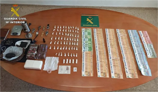Imagen: Incautadas 74 dosis de cocaína en un domicilio de Xàbia