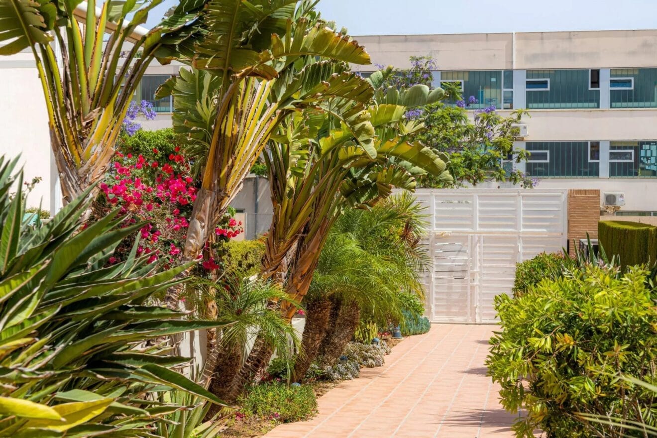 La entrada a la casa es independiente