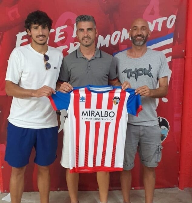 Imagen: Manuel Esteban, nuevo entrenador del CD Jávea