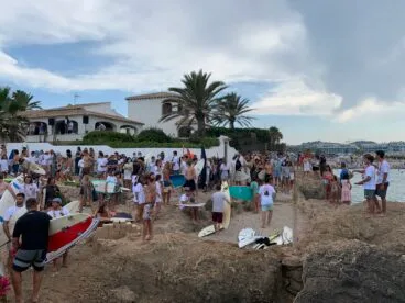Multitudinario adiós a Óscar Serra