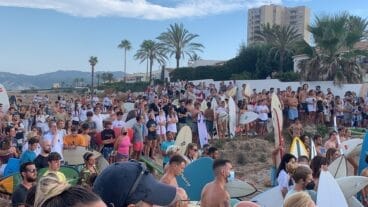 Multitudinario adiós a Óscar Serra