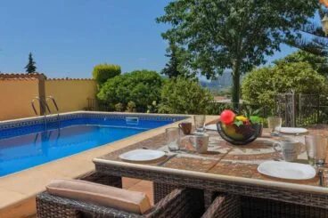 Piscina privada para disfrutar en familia de Jávea