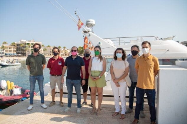Imagen: Visita de la consellera al Servicio de Vigilancia de las Baleares