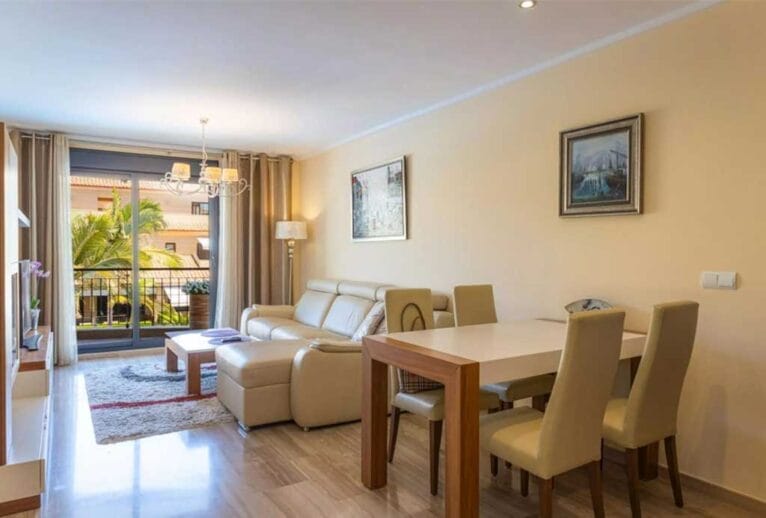 Piso en venta el puerto de Javea - Vicens Ash Properties