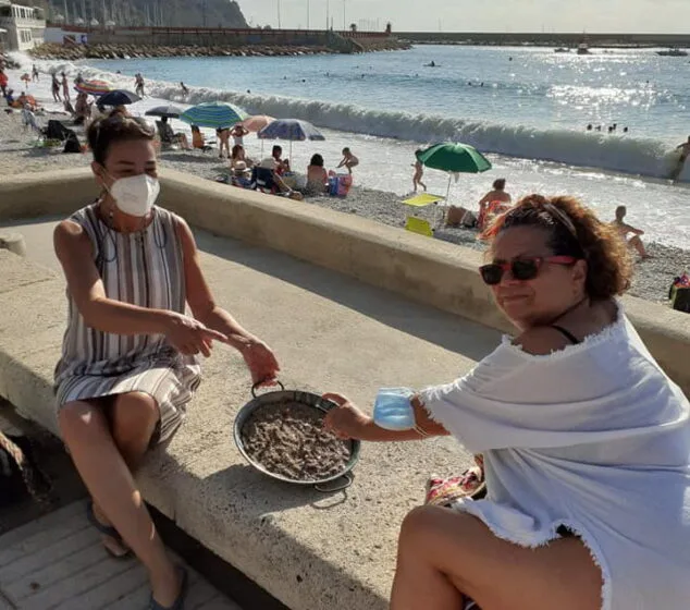Imagen: Propuesta de ceniceros reciclados para colillas