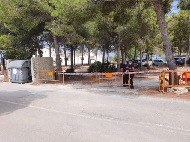 Imagen: Protección Civil precinta un área forestal