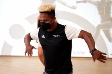 Bachata en Javea – Tiempo Personal Training Center