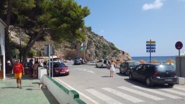 Estacionamiento de vehículos en zona prohibida