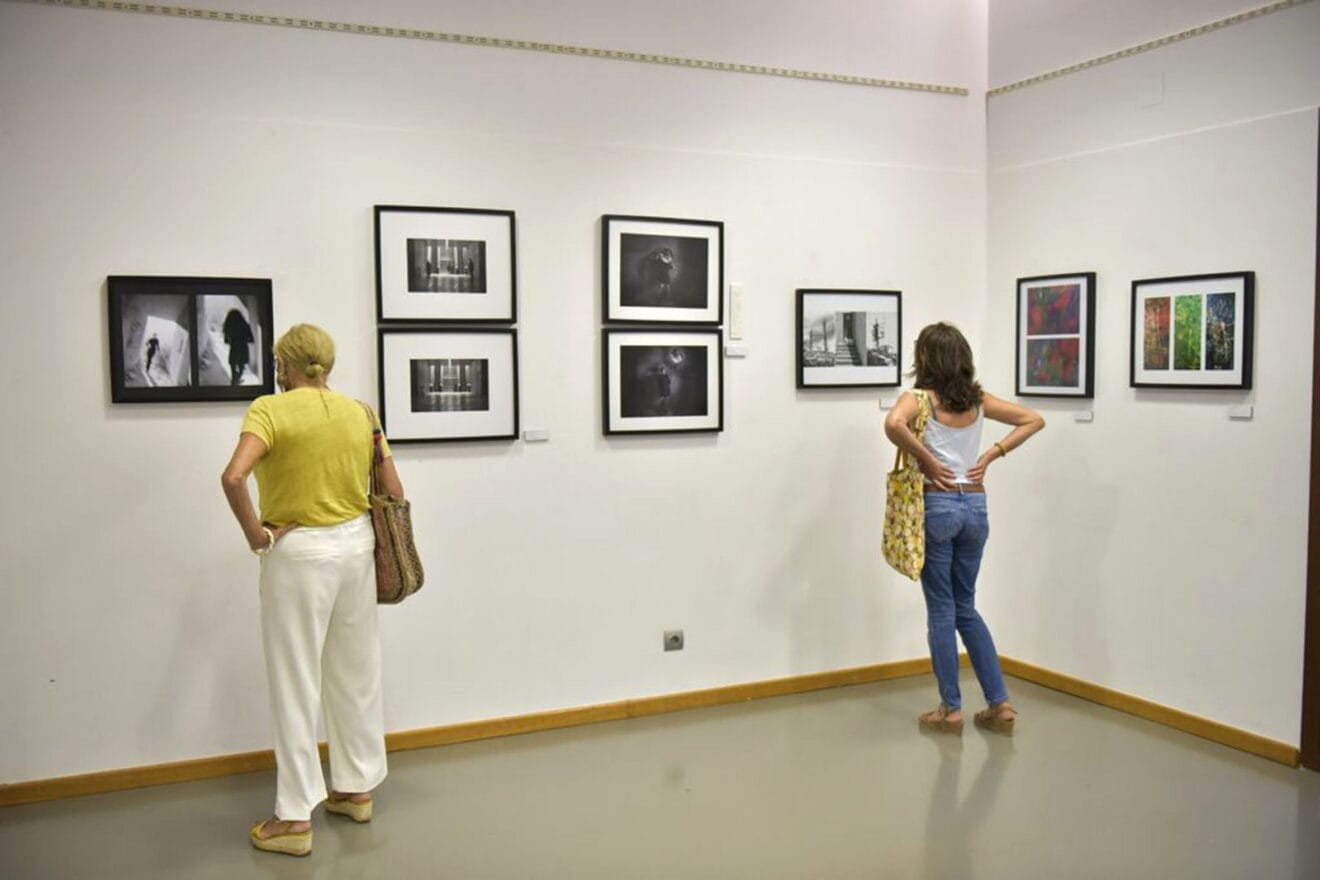 Exposición del Festival Ojos Rojos Xàbia (1)