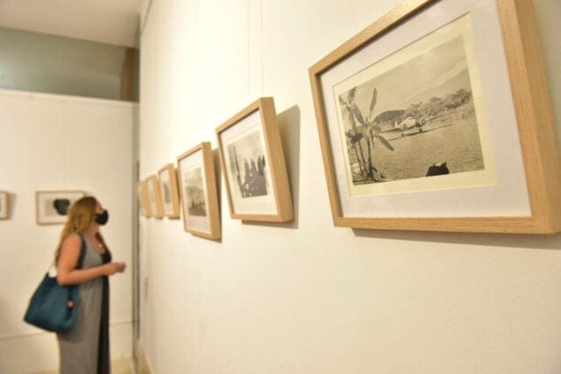 Imagen: Exposición del Festival Ojos Rojos Xàbia