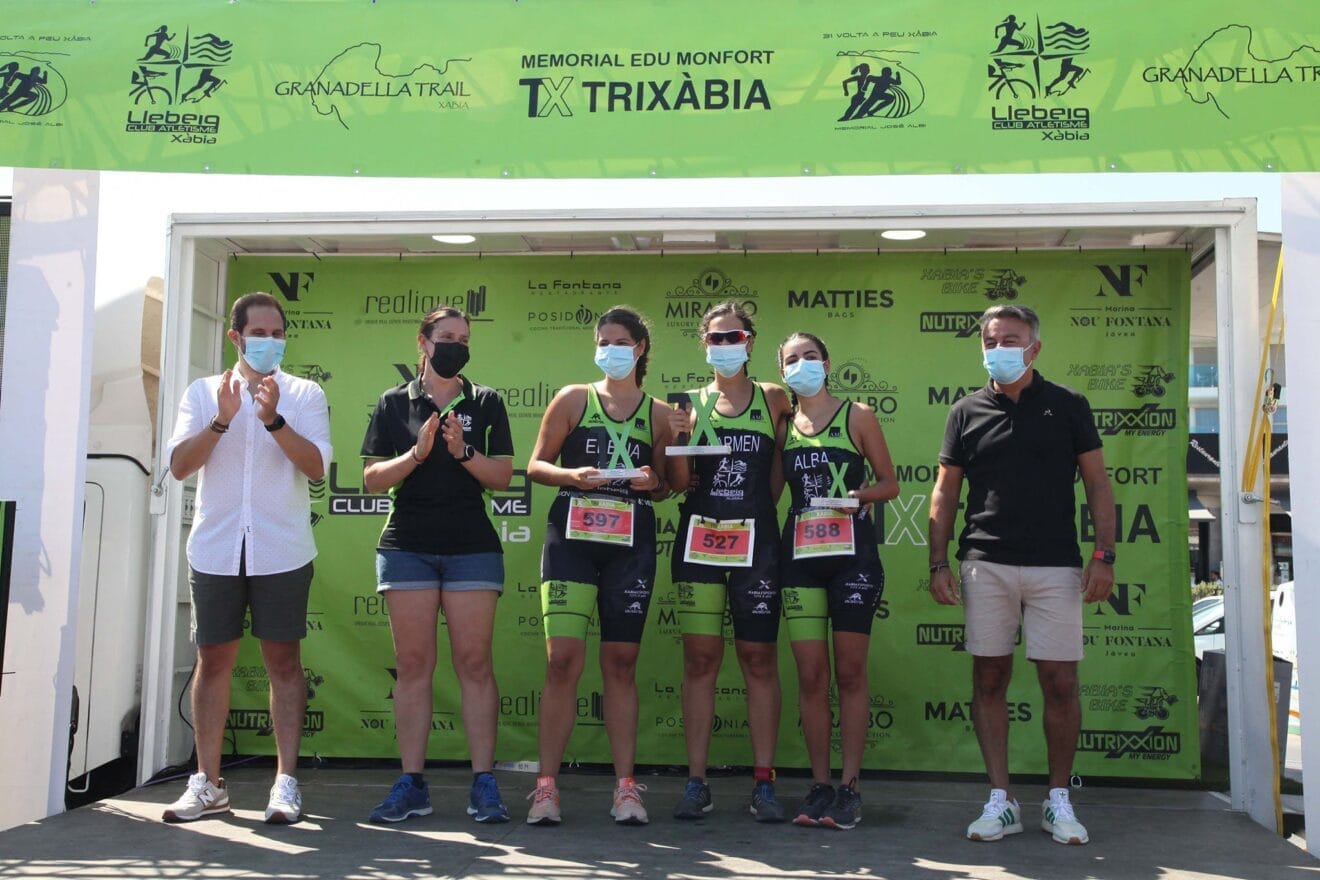 Participantes en el TriXàbia 2021 144