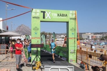 Participantes en el TriXàbia 2021 95