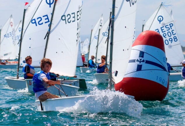 Imagen: Regata en Valencia del Club Náutico Jávea