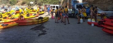 Varadero de la Granadella repleto de Kayaks