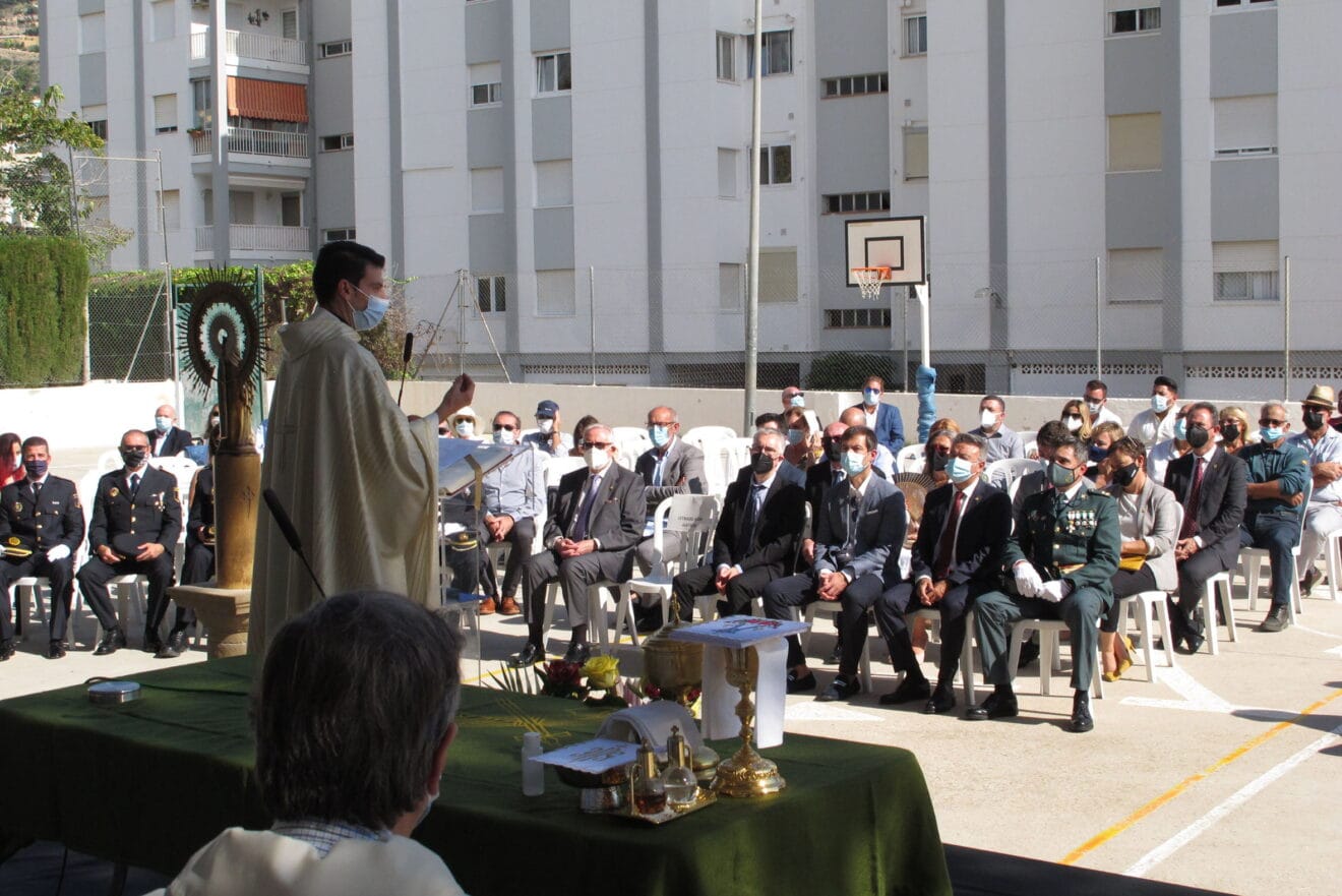 Acto de la Guardia Civil en el día del Pilar (19)