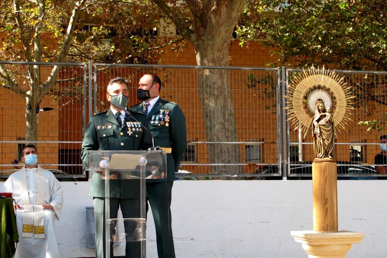 Acto de la Guardia Civil en el día del Pilar (26)
