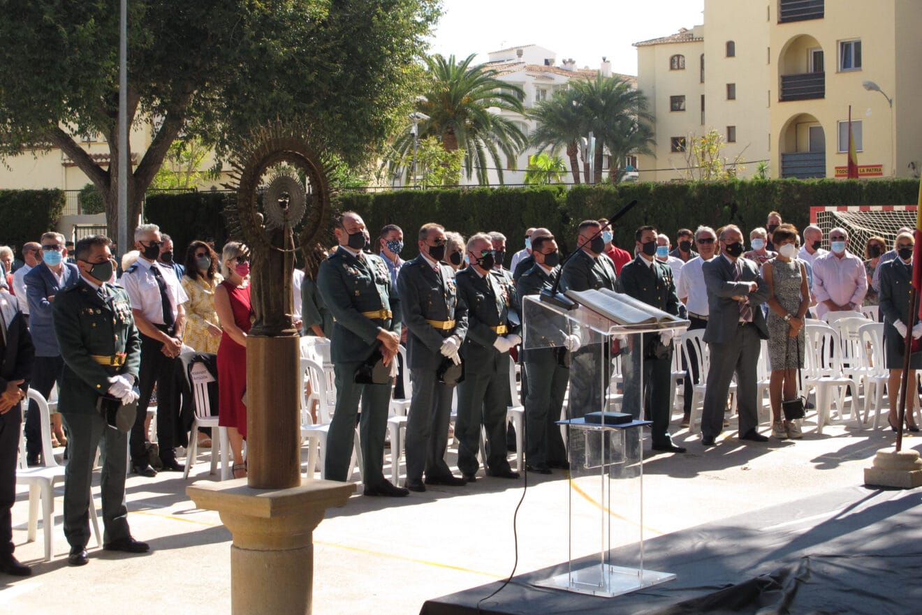 Acto de la Guardia Civil en el día del Pilar (8)