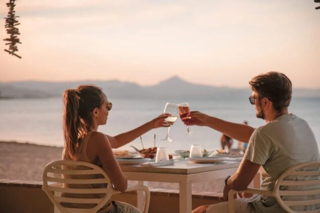 Imagen: Cenar al lado del mar en Restaurant Noguera