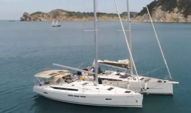 Imagen: Embarcaciones de alquiler en Base charter Marina de Dénia