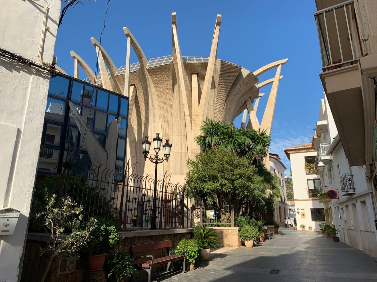 Exterior de la iglesia de Nuestra Señora de Loreto de Xàbia