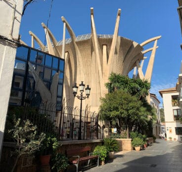 Exterior de la Iglesia de Nuestra Virgen de Loreto
