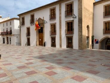 Fachada del Ayuntamiento de Xàbia
