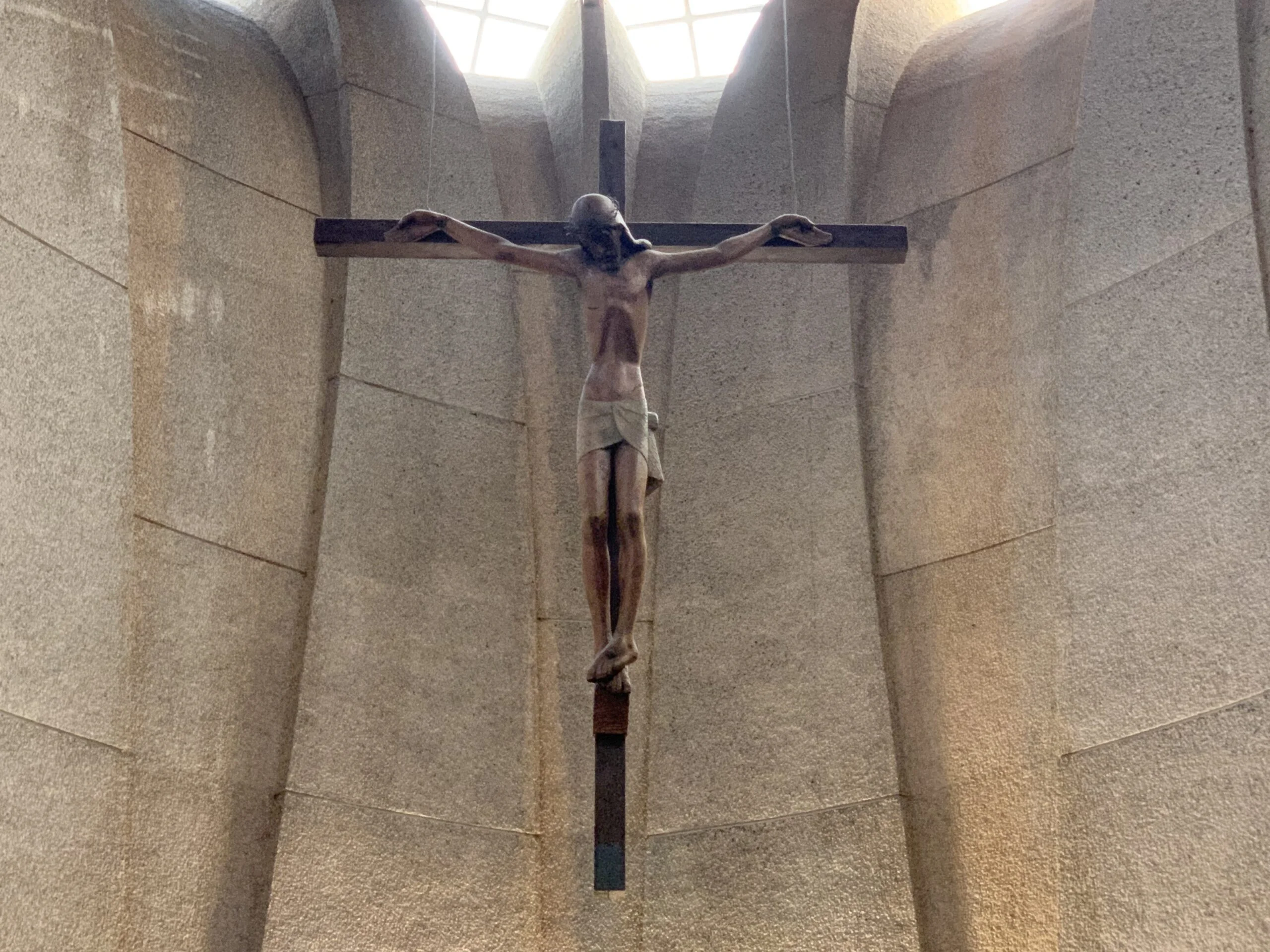 Imagen del Cristo en el altar de la Iglesia de Loreto de Xàbia