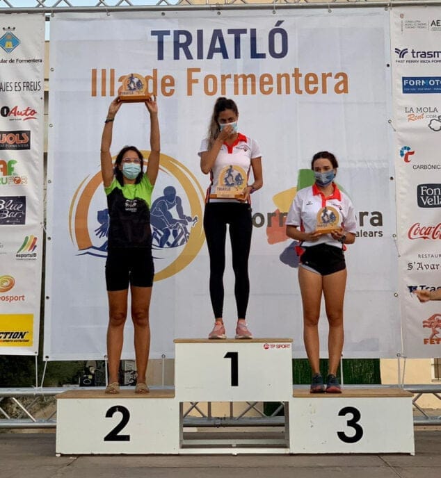 Imagen: Irene Bolufer, 2ª en el triatlón de Formentera