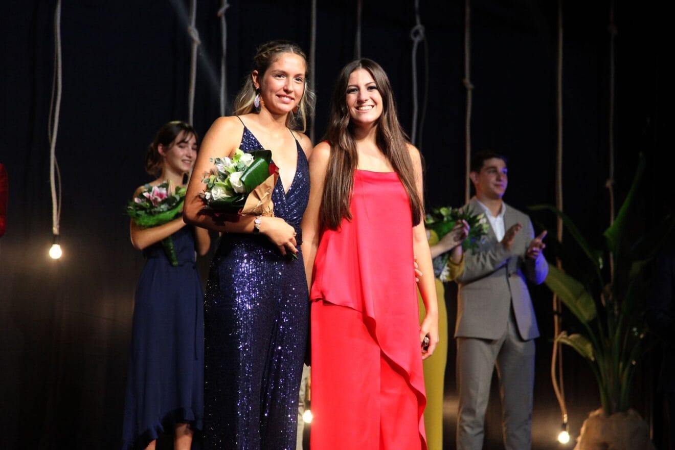 Olivia y Nara, Reinas de 2022 y 2021