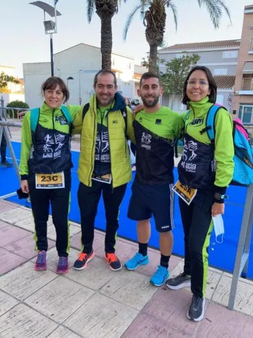 Atletas del CA Llebeig en el Triatlón