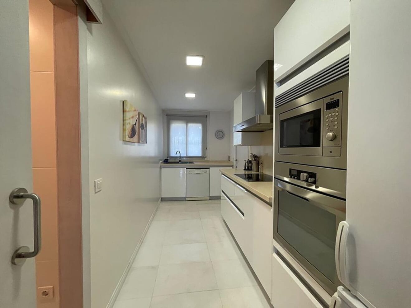 Cocina en aparatmento en Jávea con Atina Inmobiliaria