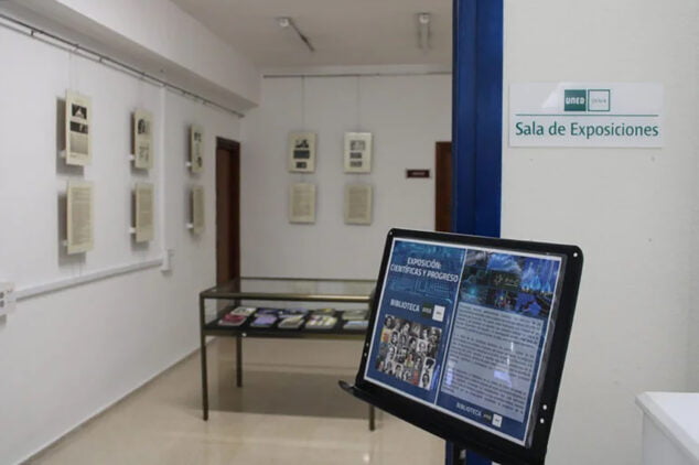 Imagen: Exposición Científicas y Progreso en UNED Dénia