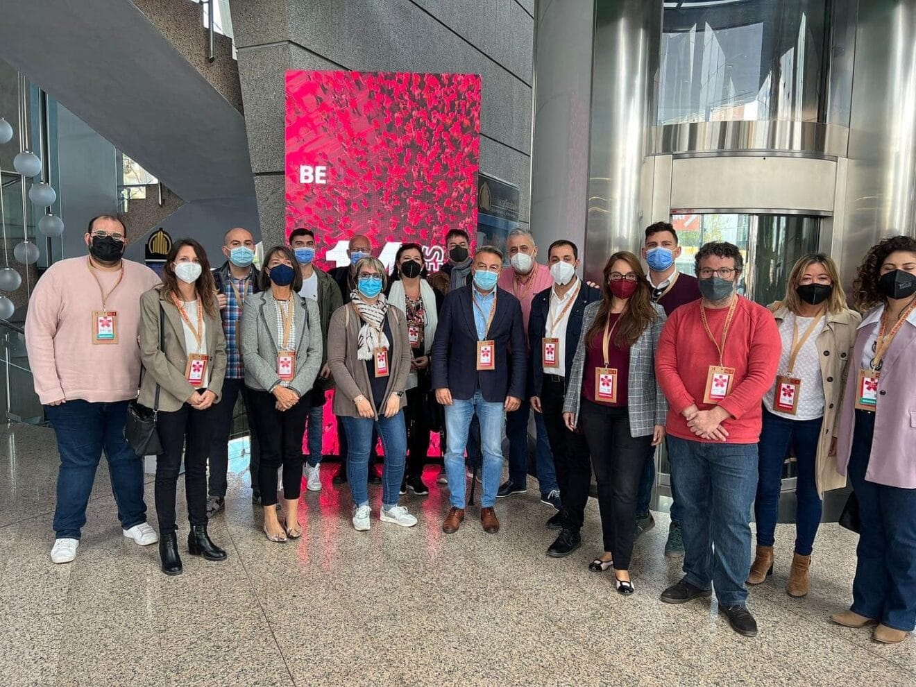 José Chulvi con ediles socialistas en el 14º Congreso del PSPV-PSOE